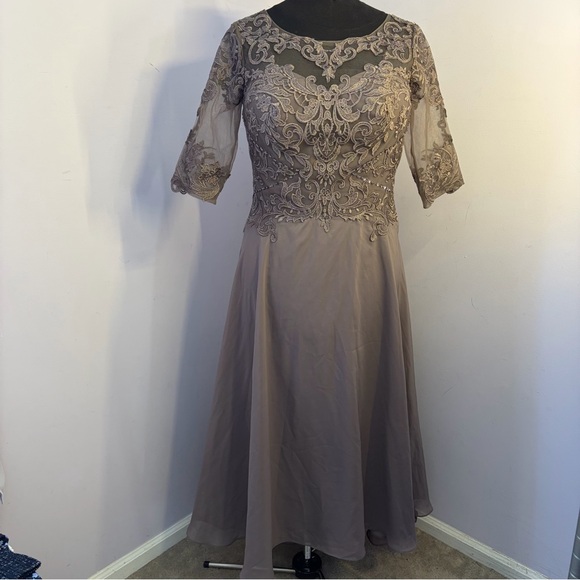 JJs House Dresses & Skirts - JJs House Zuzana Sequins/Lace Wedding/Evening Dress, NWT, Size 14( like a 12)